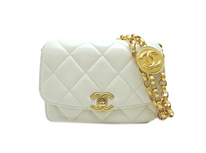 Chanel Gesteppte CC Coin Chain Flap Bag Weiß Leder Lammfell  ref.1222631