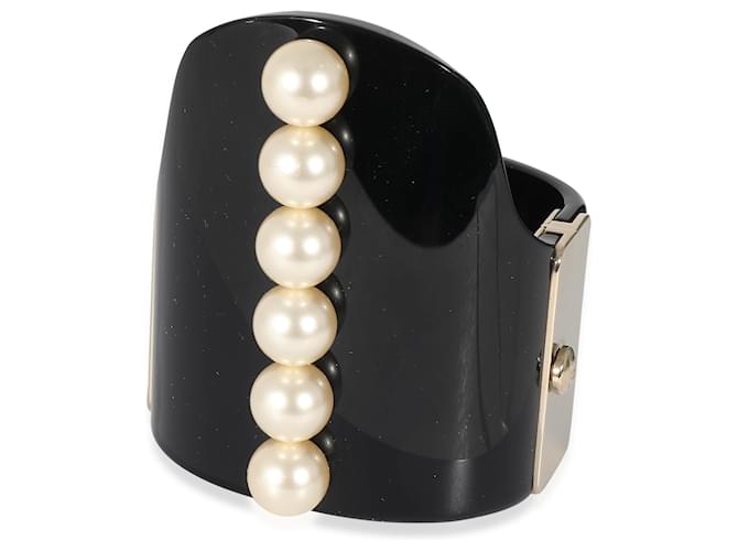 Chanel 2015 Gold Tone Resin Hinged Bangle Bracelet With Faux Pearls  ref.1222917