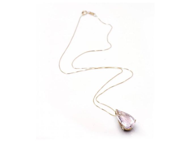 Autre Marque Collar de Oro con Morganita rosa.