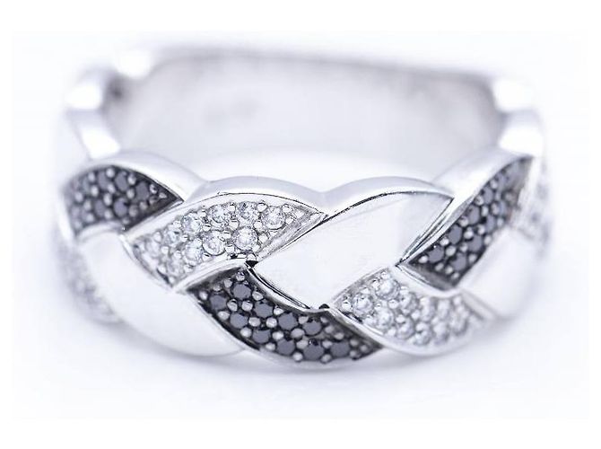 Autre Marque Anel em Ouro Branco com Diamantes Preto Prata