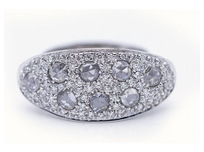 Autre Marque Ring aus Weißgold mit Diamanten. Silber
