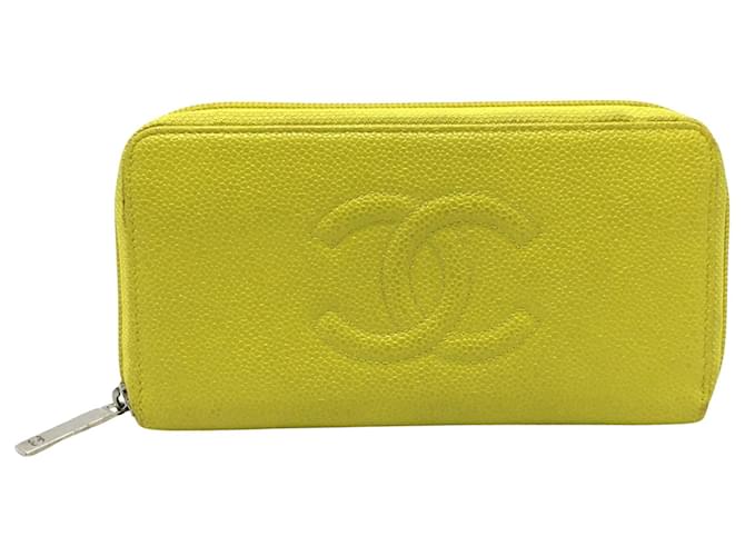 Timeless Chanel Logo CC Yellow Leather  ref.1223906