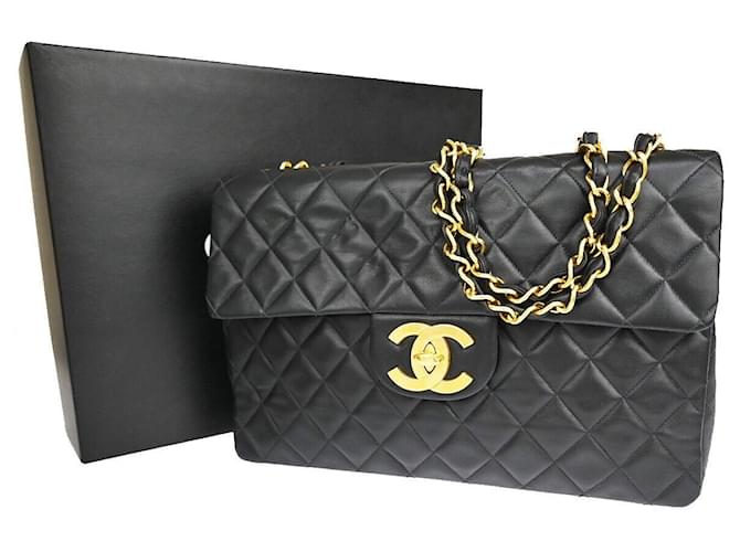 Chanel Timeless Black Leather  ref.1223933