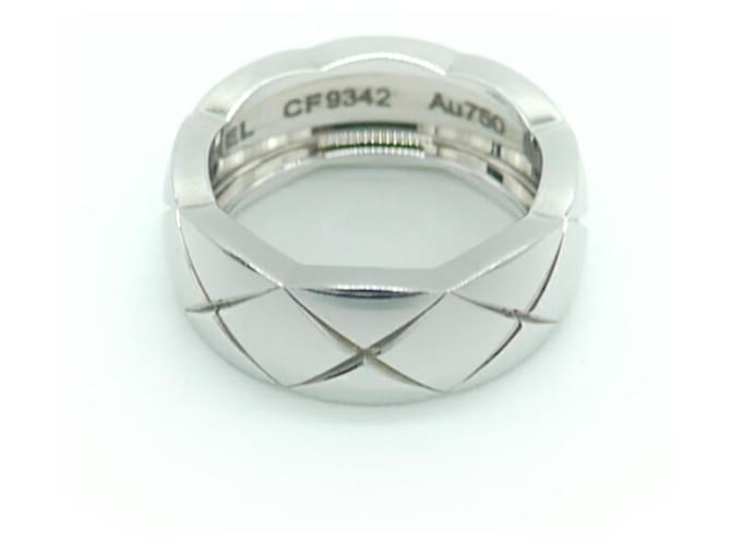 Timeless Chanel Silvery White gold  ref.1224010
