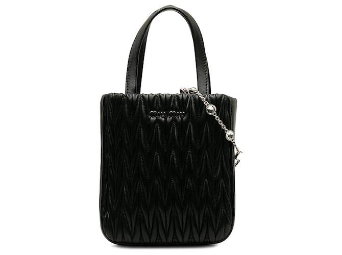 Bolso satchel mini Matelasse negro de Miu Miu Cuero  ref.1224291