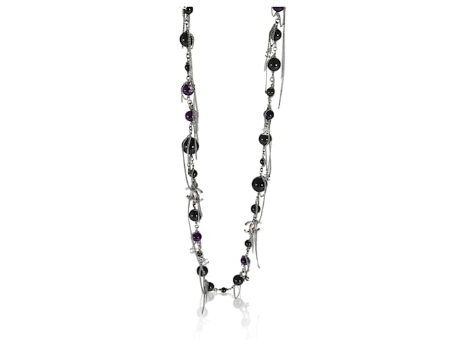 Ruthénium Chanel 2009 Collier long CC en perles noires et violettes avec CC  ref.1225303