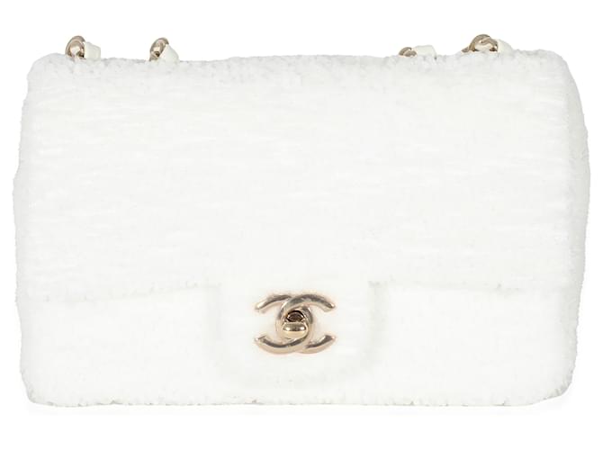 Chanel Mini bolsa com aba única de lantejoulas brancas Branco  ref.1225324