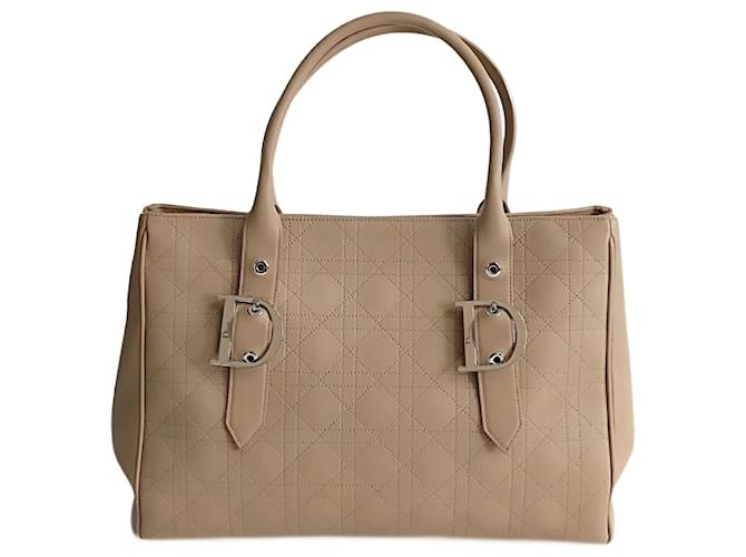 Dior Dior cannage tote handbag in beige leather  ref.1226760