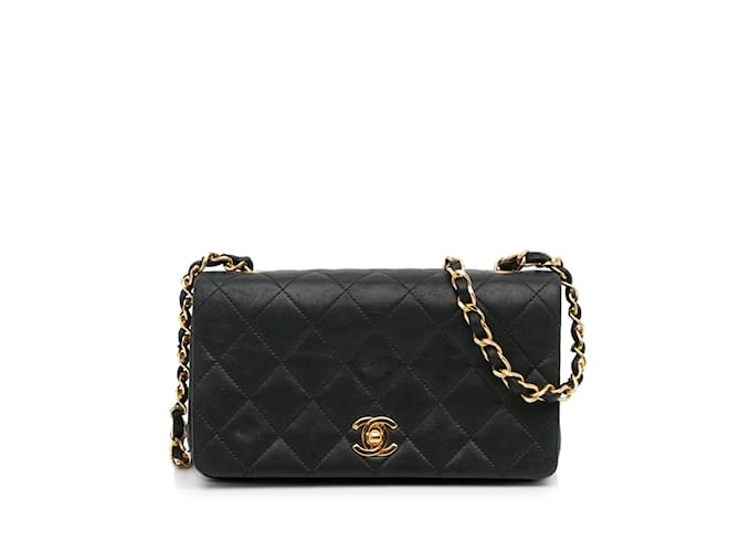 CHANEL Handbags Timeless/classique Black Leather  ref.1226770