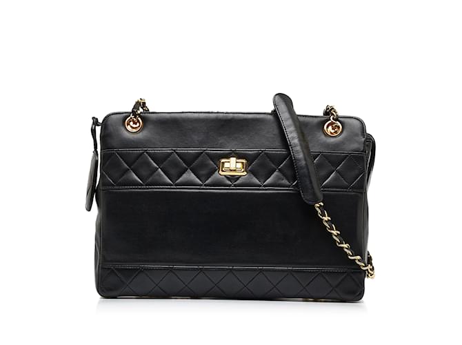 CHANEL Handbags Gabrielle Black Leather  ref.1226780
