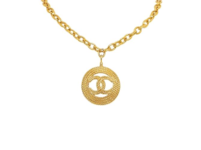 Colares Chanel Dourado Metal  ref.1226956