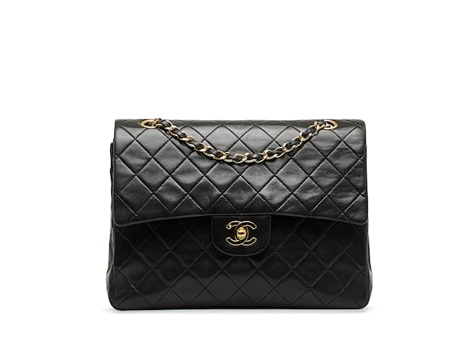 CHANEL Handbags Timeless/classique Black Linen  ref.1226991
