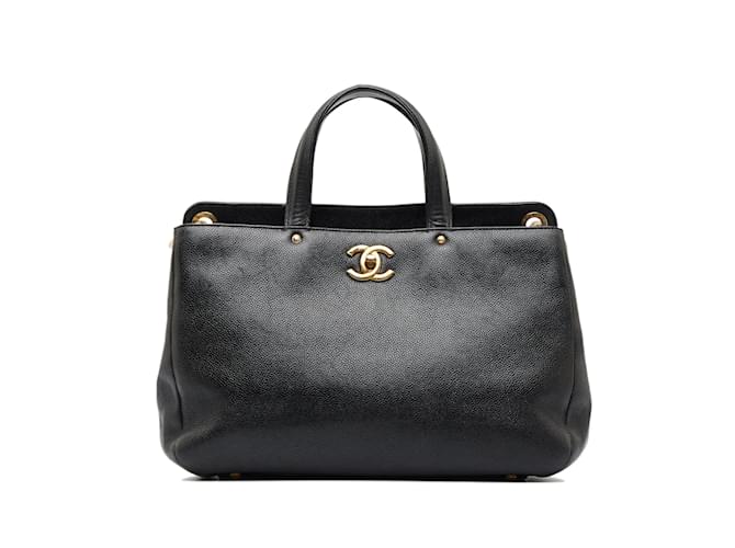 CHANEL Handbags Other Black Leather  ref.1227058