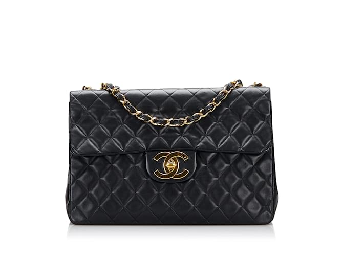 CHANEL Handbags Timeless/classique Black Leather  ref.1227104