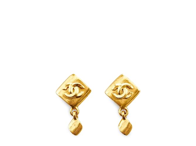 Chanel earrings Golden Metal  ref.1227206