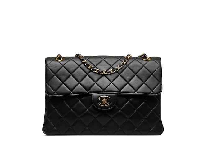 CHANEL Handbags Timeless/classique Black Leather  ref.1227363