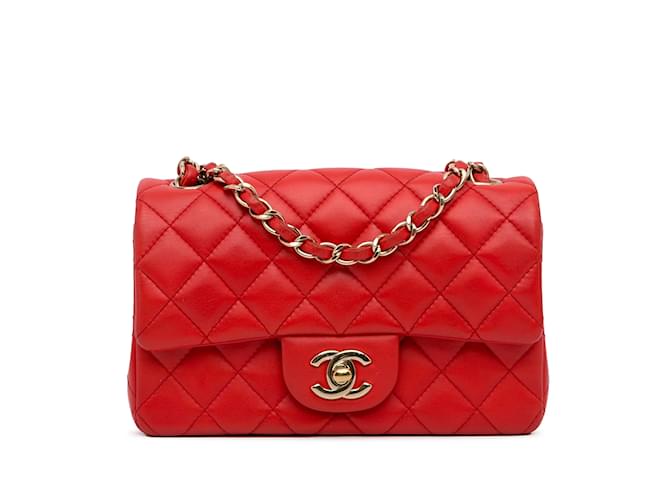 CHANEL Handbags Timeless/classique Red Leather  ref.1227379