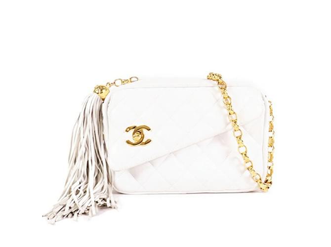 CHANEL Handbags Other White Leather  ref.1227401