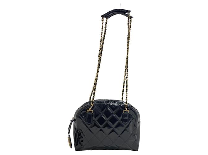 Timeless Chanel Matelassé Nero Pelle verniciata  ref.1227446