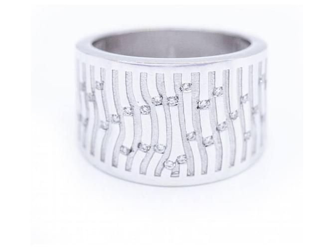 Autre Marque BAMBU Ring in White Gold and Diamonds. Silvery  ref.1227462