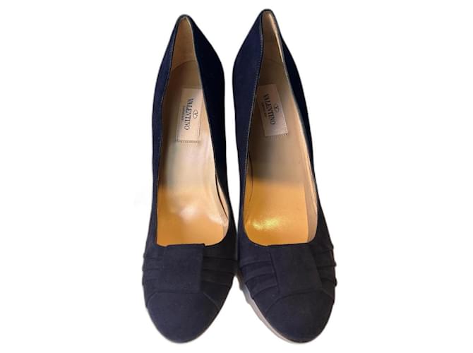 Valentino Garavani Heeled shoes Dark blue Velvet  ref.1227467
