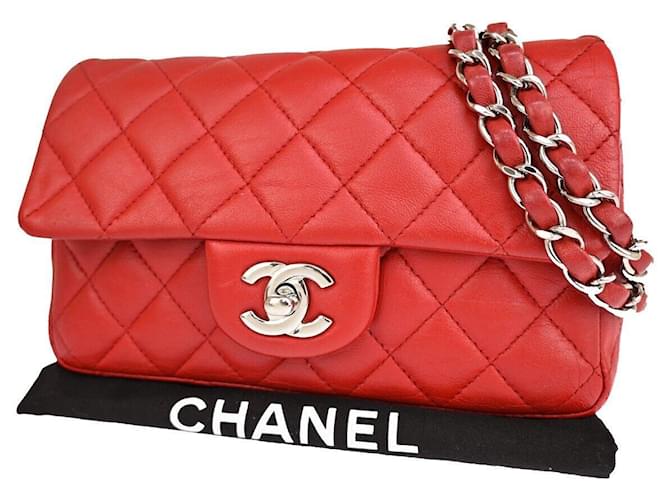 Classique Chanel Timeless Rouge  ref.1227535