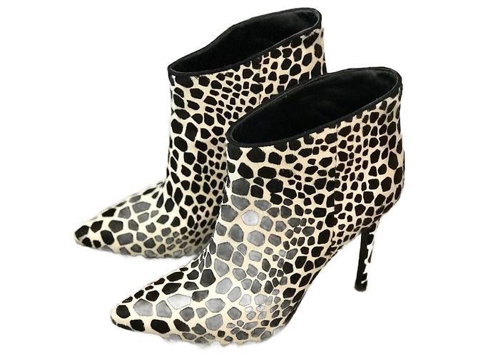 STELLA LUNA Botas ankle T.EU 38 Couro de bezerro estilo pônei