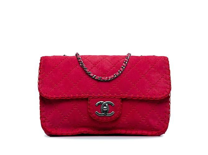 Bolsa de ombro com aba única costurada em camurça média acolchoada rosa Chanel Couro  ref.1228306