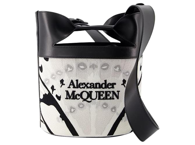 Bandolera The Bucket Bow - Alexander McQueen - Cuero - Blanco Becerro  ref.1228607