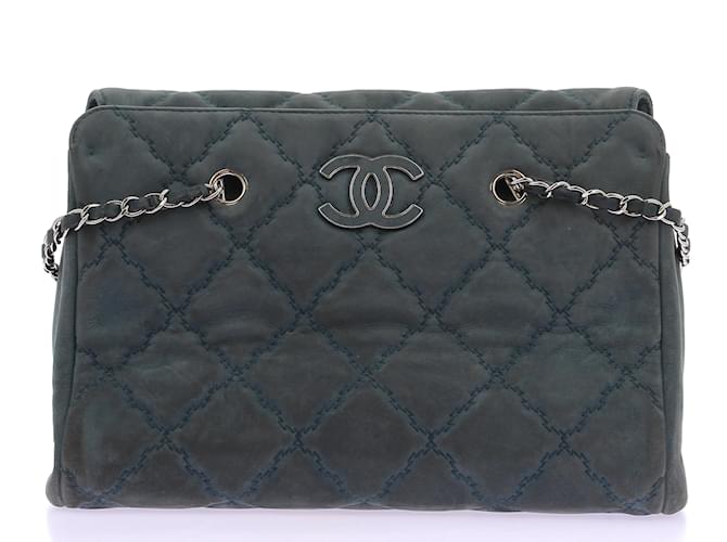 CHANEL  Handbags T.  leather Blue  ref.1229298