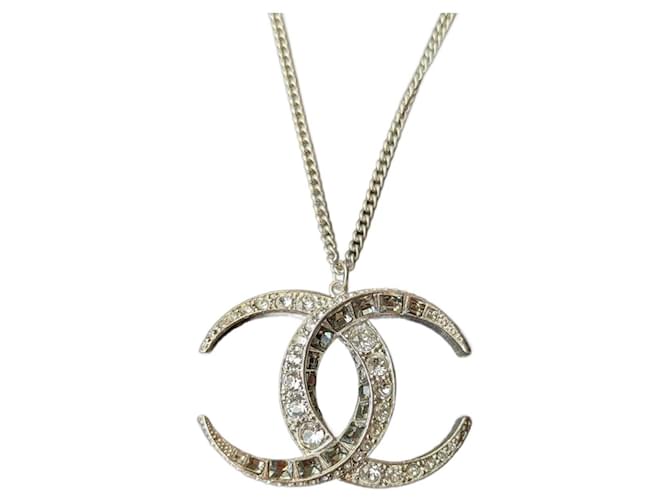 Chanel CC B15C Logo Dubai Moon Collection crystal SHW necklace box Silvery Metal  ref.1229400