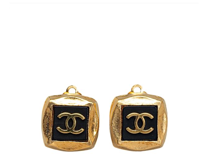 Chanel Gold Square CC Ohrclips Golden Metall Vergoldet  ref.1229414