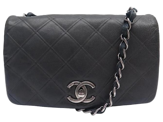 CHANEL SIMPLE HANDBAG CLASP TIMELESS QUILTED LEATHER HANDBAG  ref.1229504