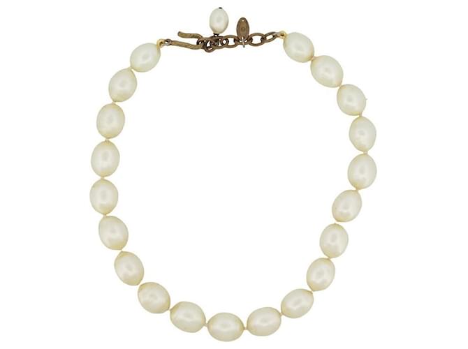 VINTAGE CHANEL CHOCKER NECKLACE IN PEARLS CIRCA 1990 GOLD METAL PEARLS NECKLACE Golden  ref.1229589