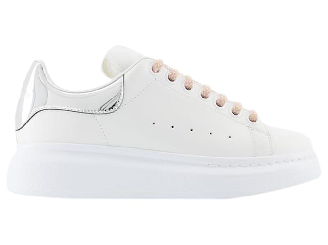 Übergroße Sneakers – Alexander Mcqueen – Leder – Weiß/Silber Kalbähnliches Kalb  ref.1229655