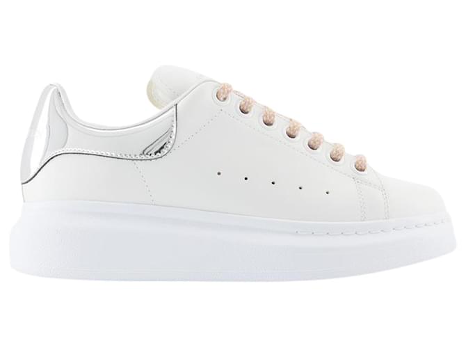 Oversized Sneakers - Alexander Mcqueen - Leather - White/silver Pony-style calfskin  ref.1229666