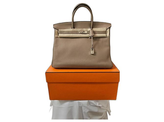 Hermès Birkin 40 em couro Taurillon Clemence Bege