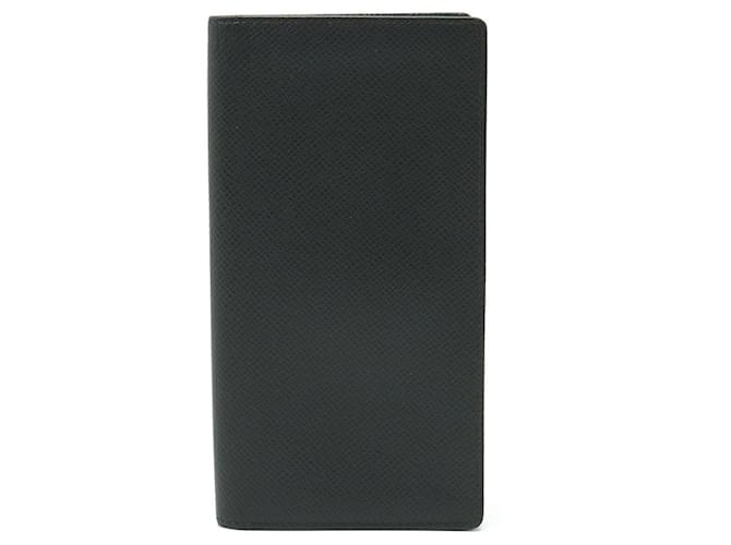 Louis Vuitton Taiga Black Leather  ref.1230989