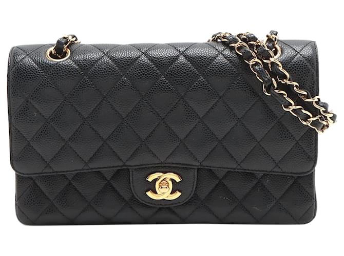 Chanel De color negro 2010 Bolso mediano con solapa y forro Caviar Classic Cuero  ref.1231161