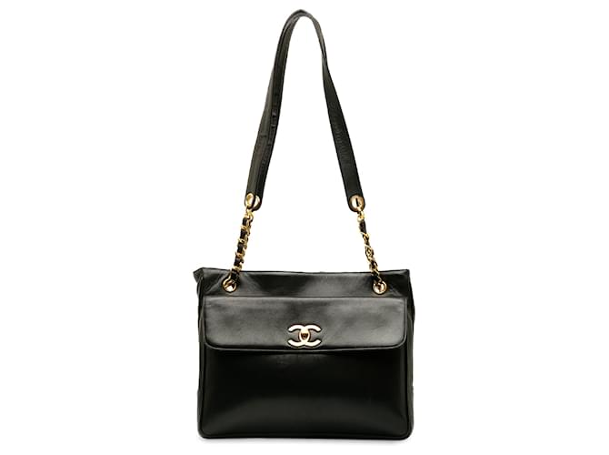 Chanel Black CC Lammleder-Tasche mit Vordertasche Schwarz  ref.1231226