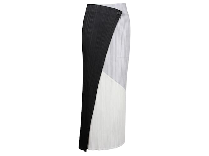 Pleats Please cream, Grey & Black Long Pleated Skirt Polyester  ref.1231302