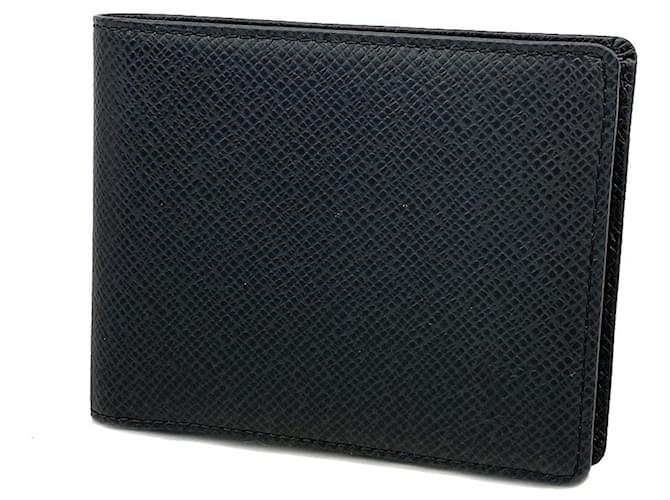 Louis Vuitton Taiga Black Leather  ref.1231965