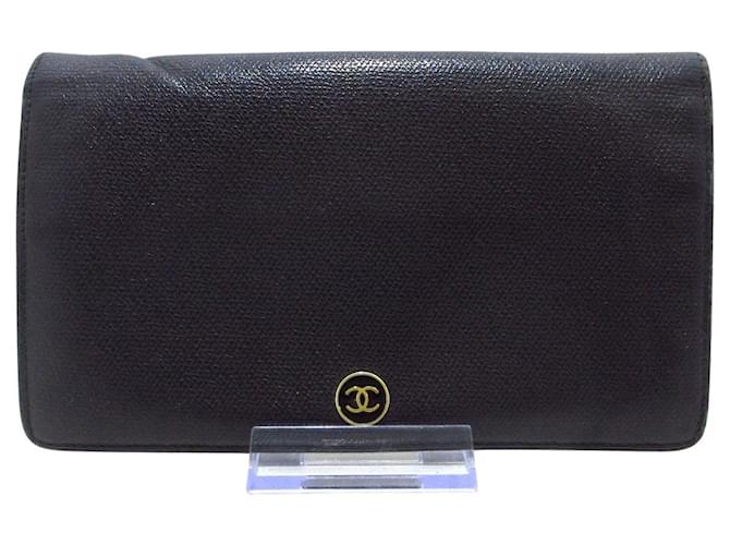 Chanel Coco button Black Leather  ref.1231975