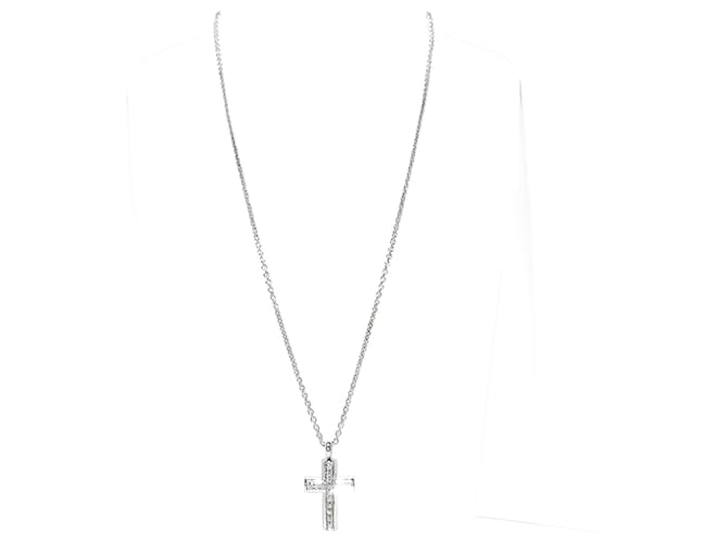 Bulgari Latin Cross Necklace Silvery White gold  ref.1232234