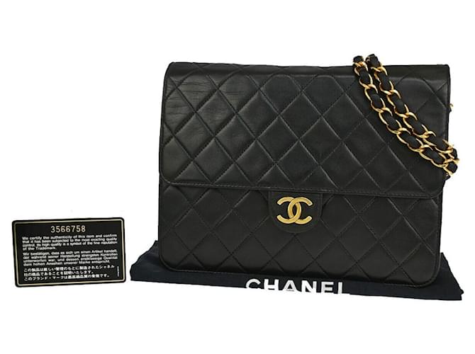Timeless Chanel Matelassé Black Leather  ref.1232290