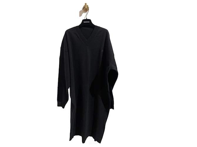 BALENCIAGA  Dresses T.International L Wool Black  ref.1232322