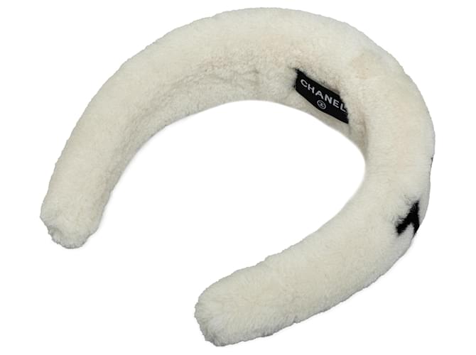 Chanel White Shearling Logo Headband Fur  ref.1232830
