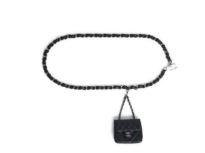 Timeless Chanel Classique Bolsa no cinto Couro Preto OS Prata
