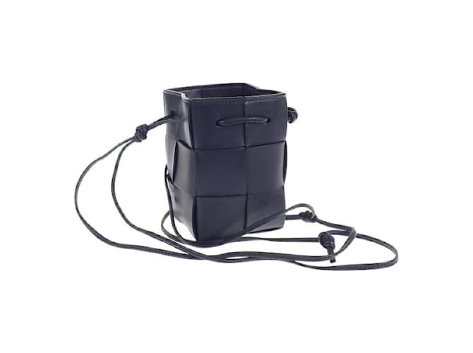 Bottega Veneta Maxi Intrecciato Cassette Bucket Bag 680217VCQC48837 Leather  ref.1233631