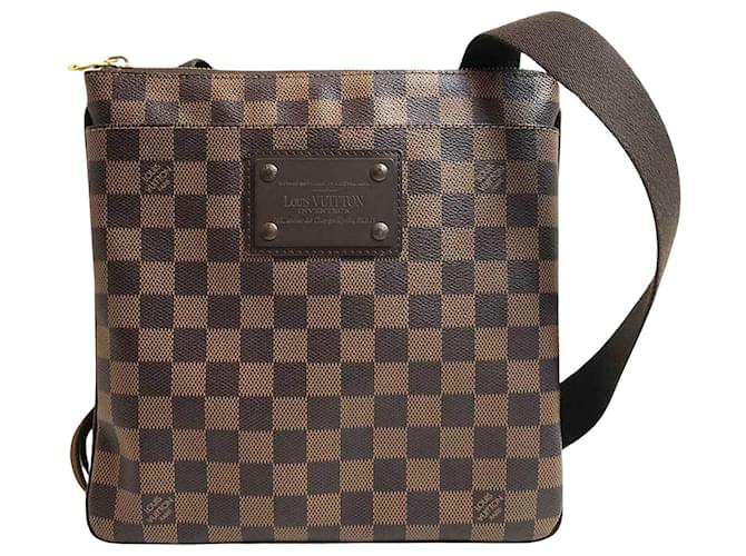 Louis Vuitton Brooklyn Brown Cloth  ref.1234153
